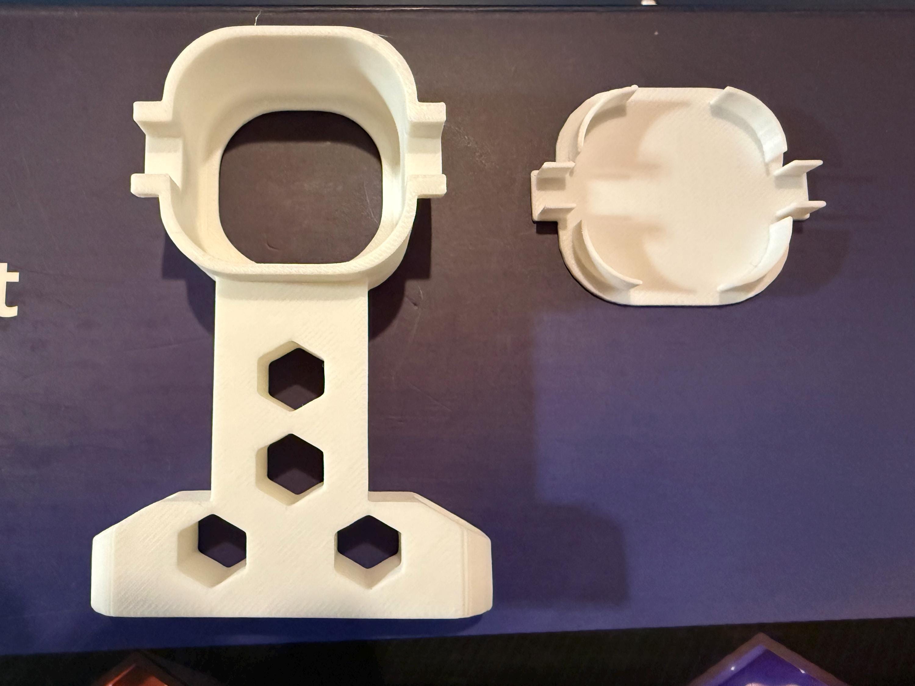 Govee Pro Permanent Outdoor Lights Side Mounting Brackets - H706 (White/Black)